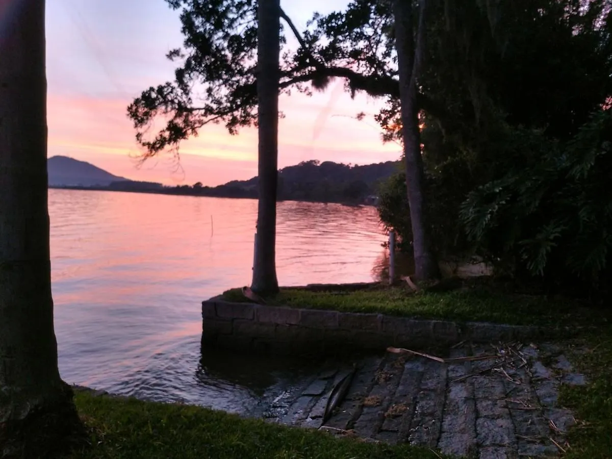 Villa GuaiuBay à Imbituba  Hébergement de vacances Imbituba (Santa Catarina)